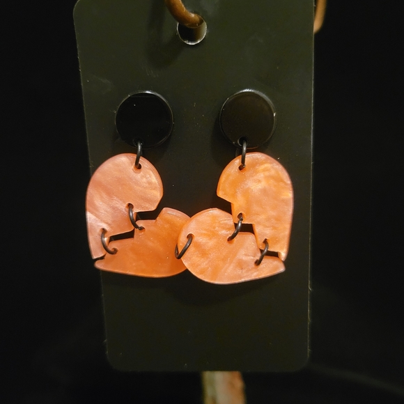 2/$20 Resin Broken Heart Earrings - Picture 1 of 2